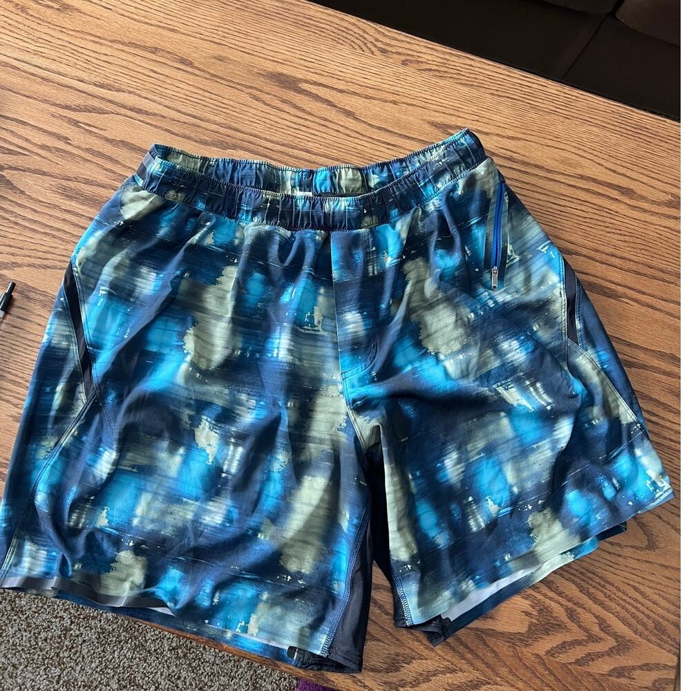 LuLulemon Athletica Running Shorts, Men's size XL